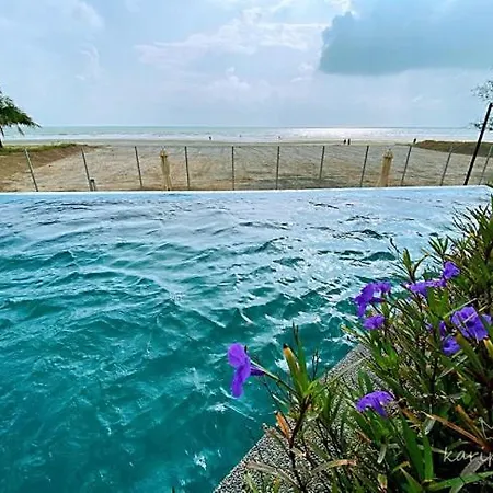 De Lavelle Suites @ Timur Bay Seafront Residence Kuantan Exterior photo