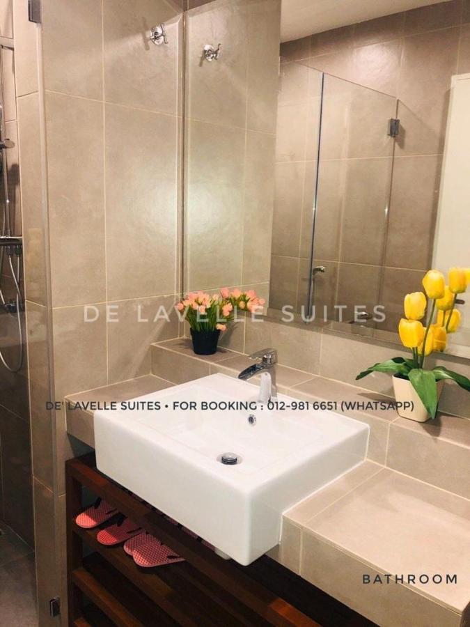 De Lavelle @ Timur Bay Seafront Apartment