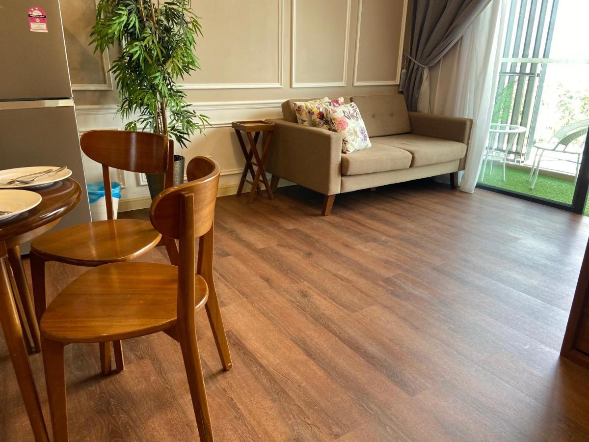 De Lavelle @ Timur Bay Seafront Apartment *