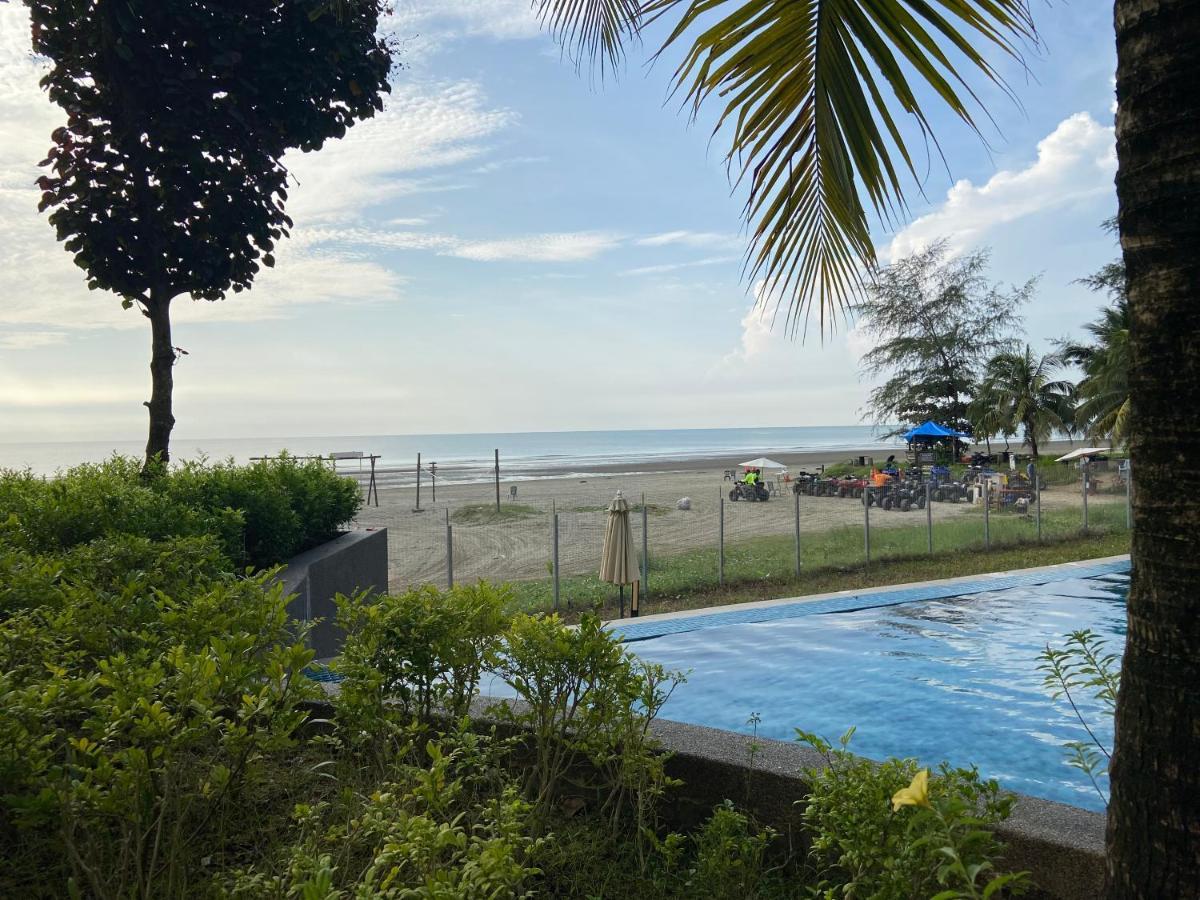De Lavelle @ Timur Bay Seafront Kuantan
